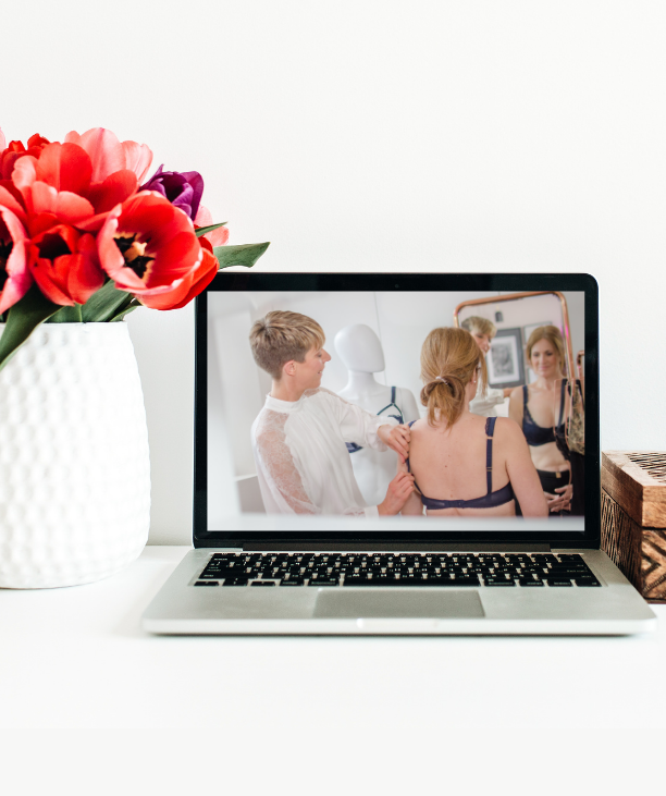 expert virtual bra fitting demonstration on laptop